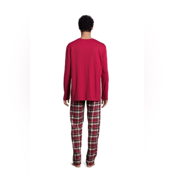 Hanes Men’s Slub Jersey Top and Ultra Soft Flannel Sleep Pants Set, 2-Piece - Picture 3 of 5